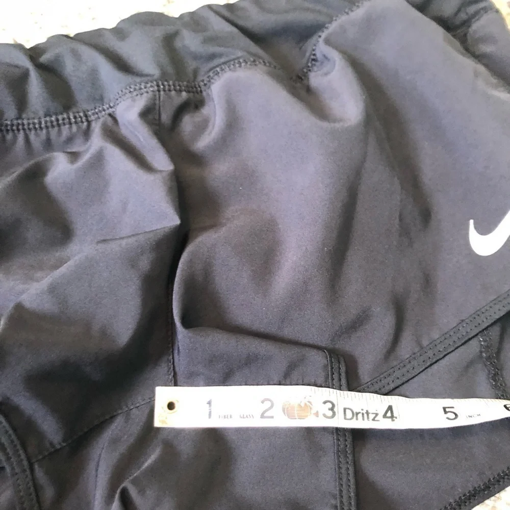 Nike Dri-Fit Black Athletic Shorts Size Medium